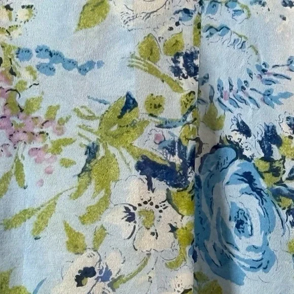 I.E.‎ Blue Green Floral Silk Ruffle V-Neck Button Down Top 10 Cottagecore 79-42 - Picture 10 of 14